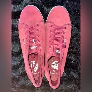 “Women Vans”